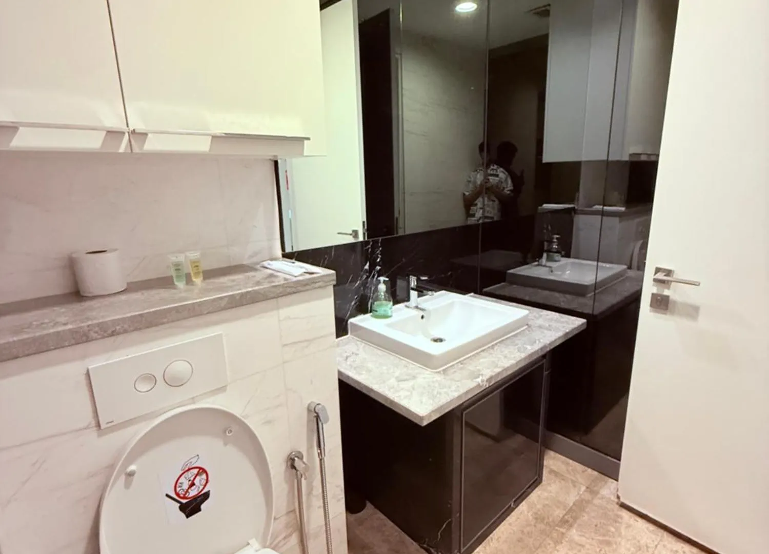 Aro Platinum Suites Kuala Lumpur By Mkm 0*,