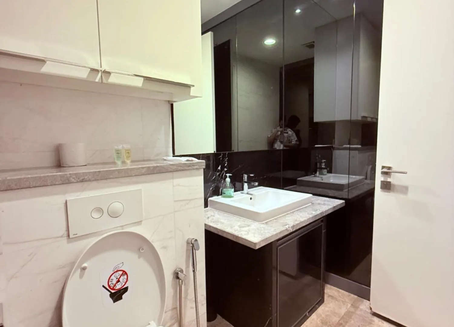 Aro Platinum Suites Kuala Lumpur By Mkm 0*,